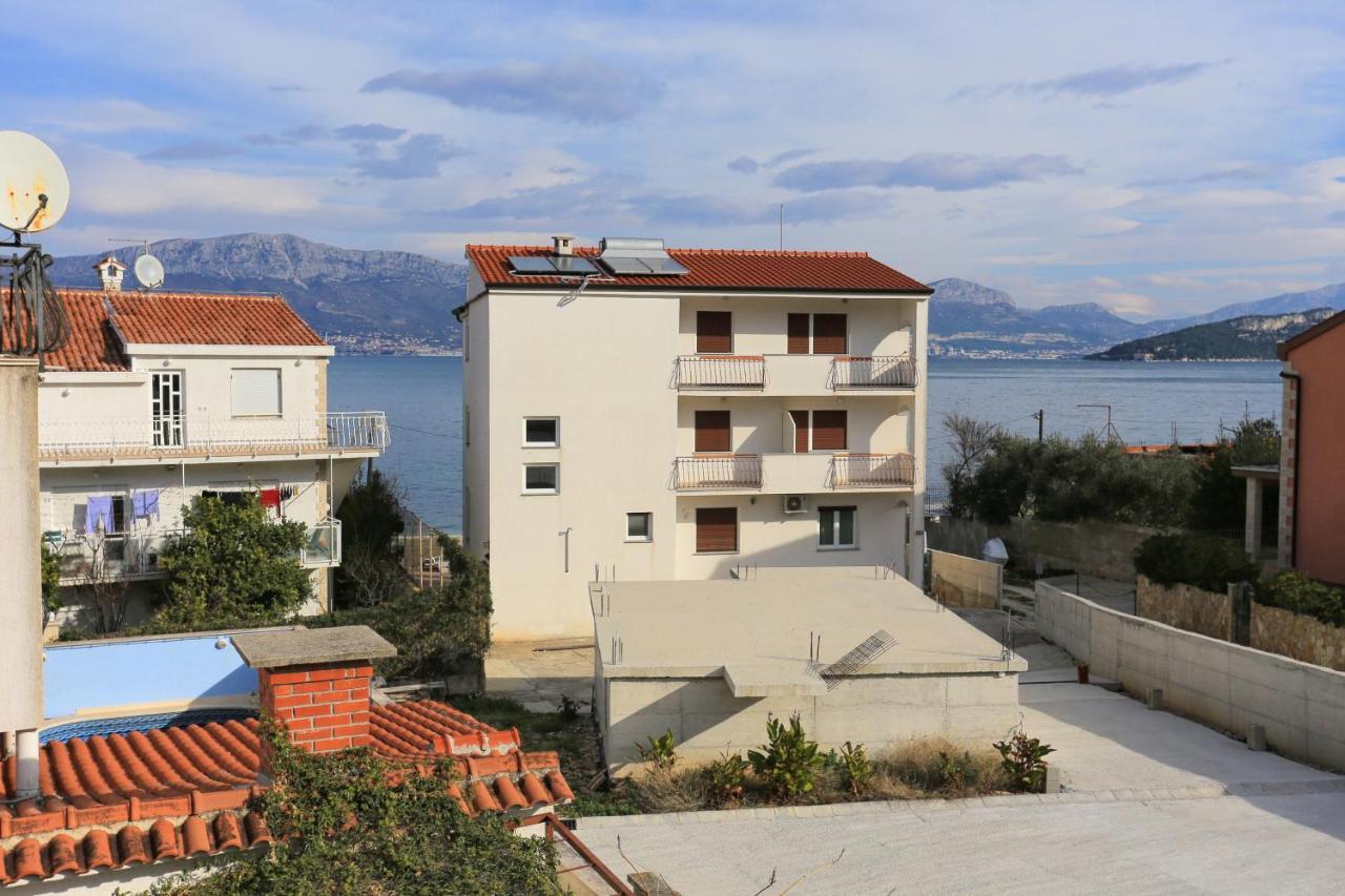 Apartments By The Sea Slatine, Ciovo - 14541 外观 照片