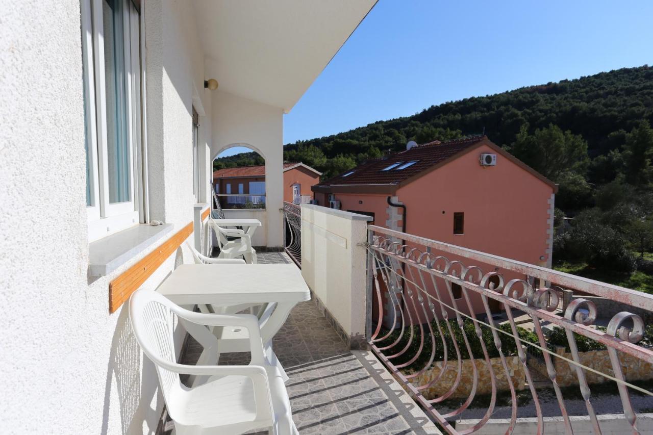 Apartments By The Sea Slatine, Ciovo - 14541 外观 照片